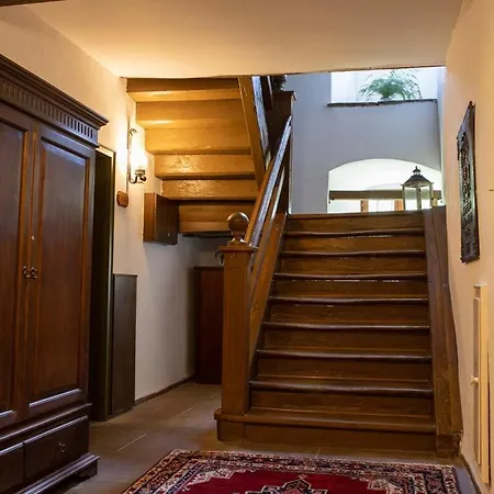 Burgzimmer 4 Mit Bequemem Bett - Bei Heidelberg דירה ווישלוך